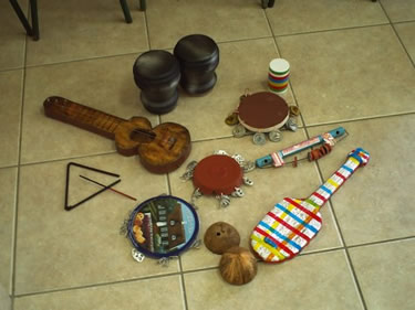 Instrumentos musicais artesanais