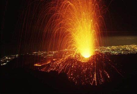 Os materiais expelidos pelos vulcões permitem conhecer o interior da Terra
